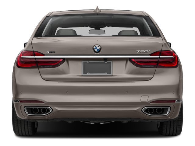 Used 2017 BMW 750i RWD image 5