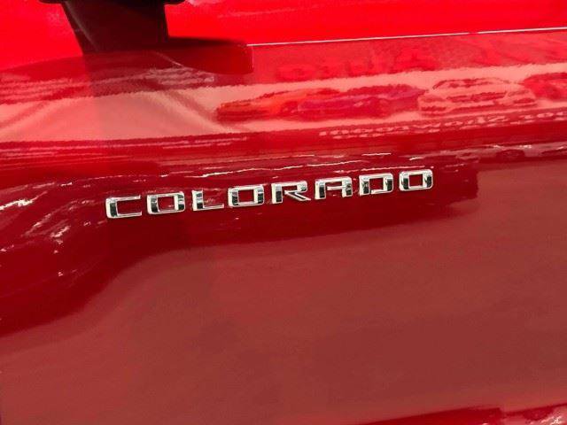 Used 2024 Chevrolet Colorado LT w/ LT Convenience Package II RWD image 15