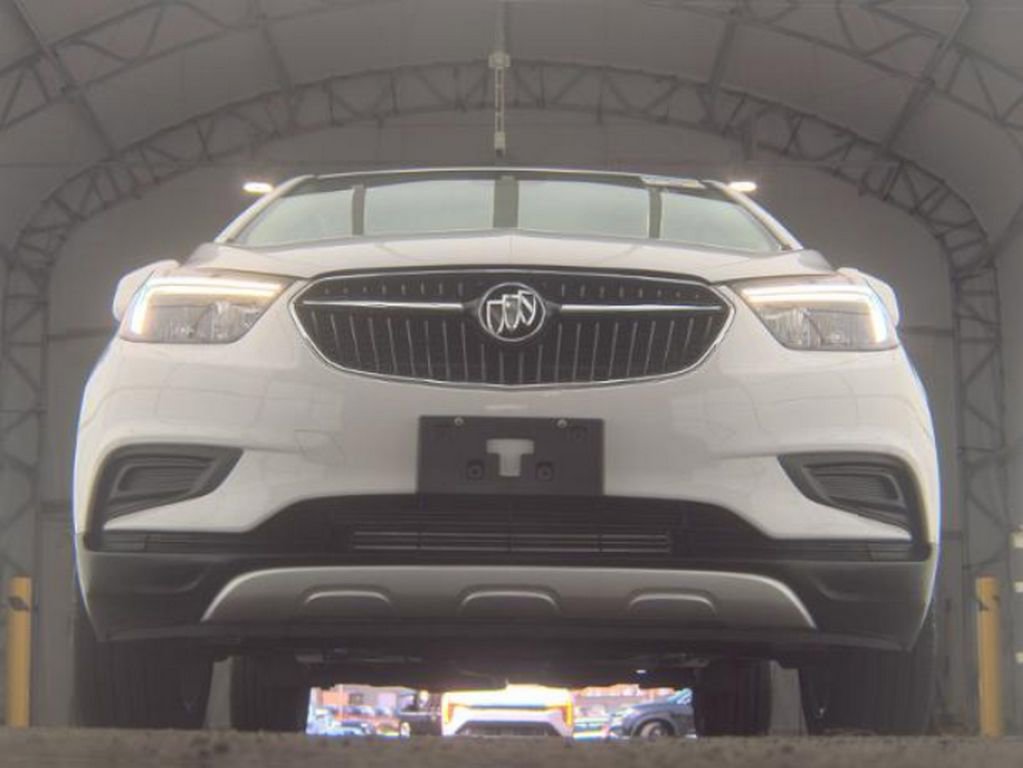 Used 2022 Buick Encore Preferred w/ Safety Package image 3