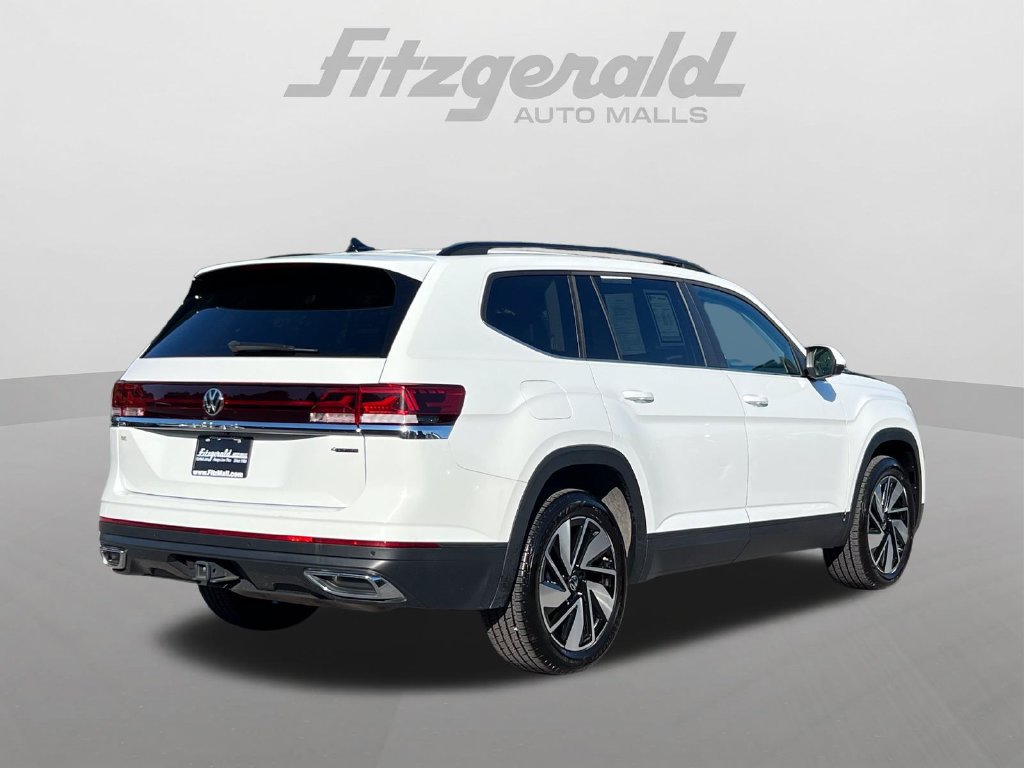 Used 2024 Volkswagen Atlas SE AWD/4WD image 8