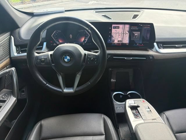 Used 2023 BMW X1 xDrive28i AWD/4WD image 7