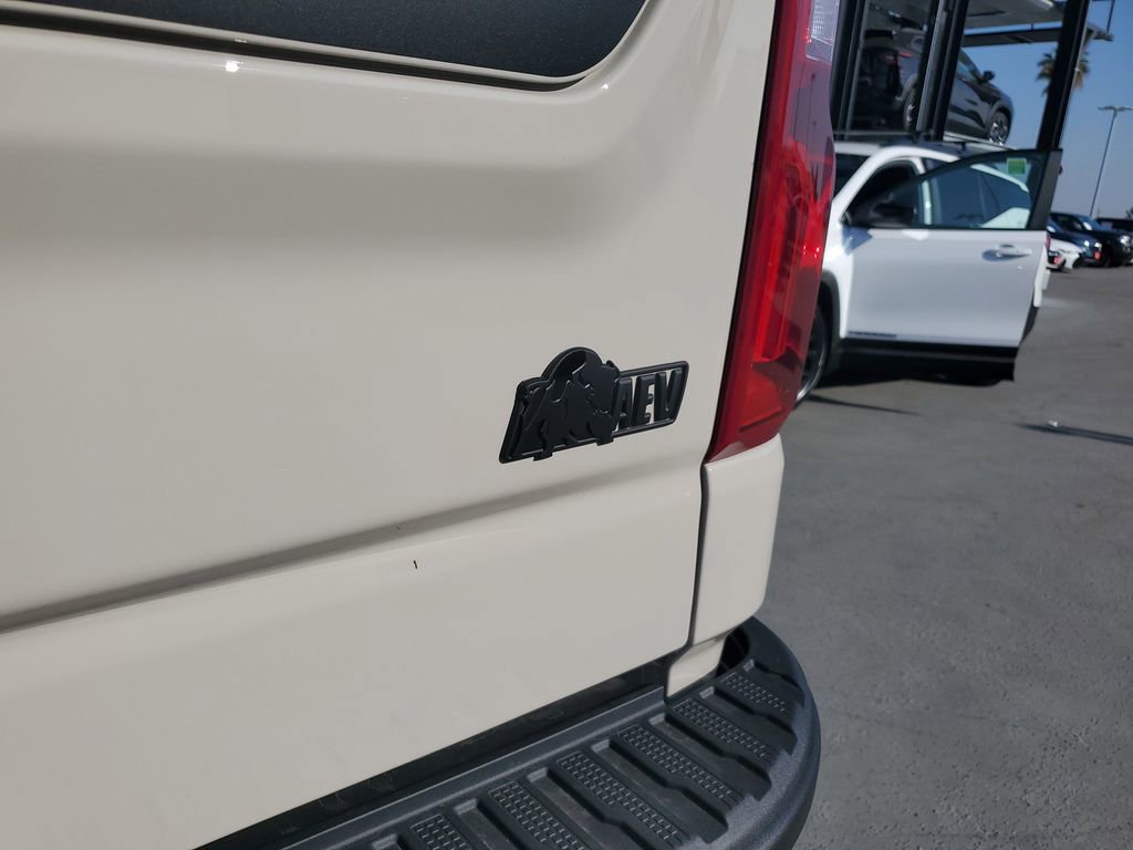 New 2026 Chevrolet Silverado 1500 ZR2 w/ ZR2 Bison Edition image 8