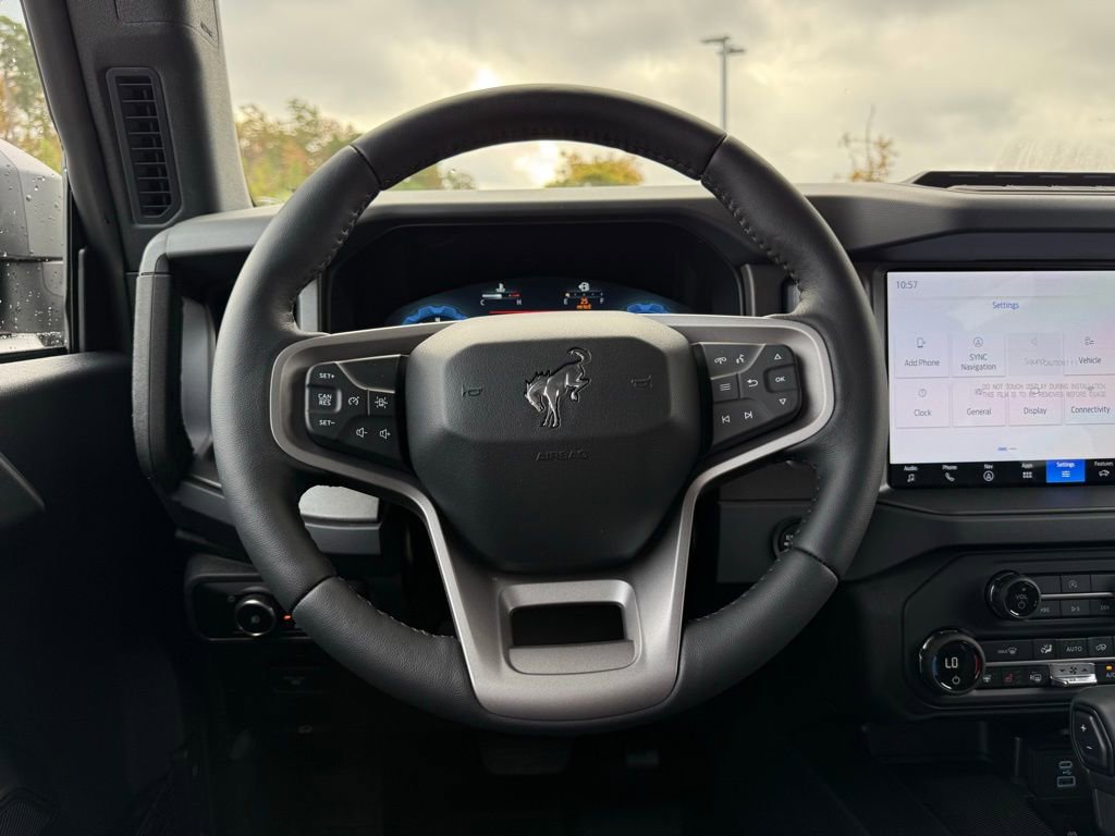 New 2025 Ford Bronco Badlands image 14