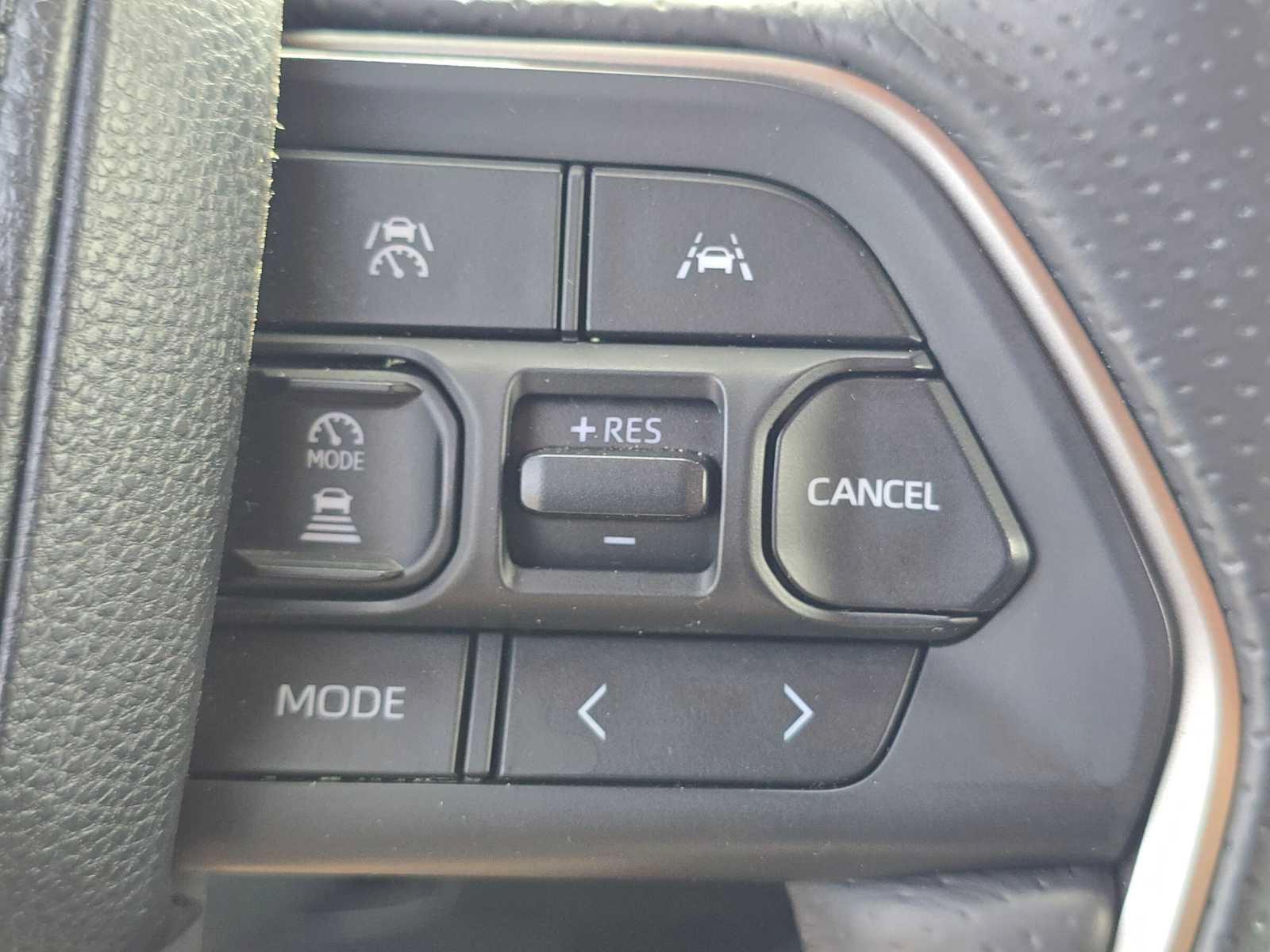 Certified 2026 Toyota 4Runner SR5 AWD/4WD image 31