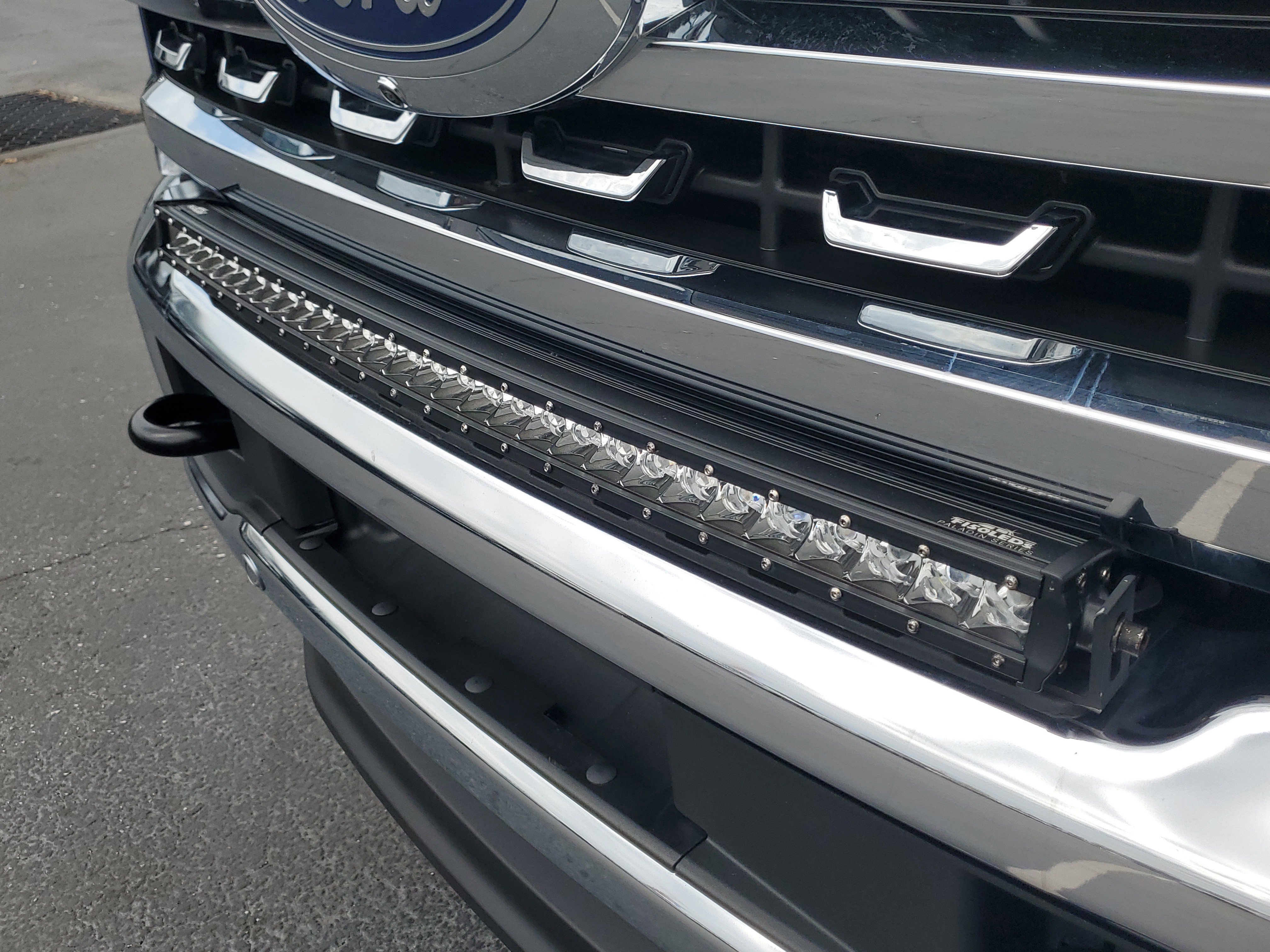 Used 2024 Ford F350 Lariat w/ Lariat Ultimate Package AWD/4WD image 3