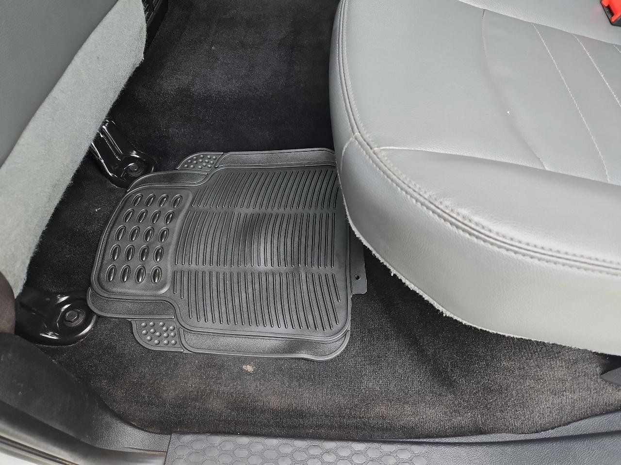 Used 2016 RAM 3500 Tradesman image 18