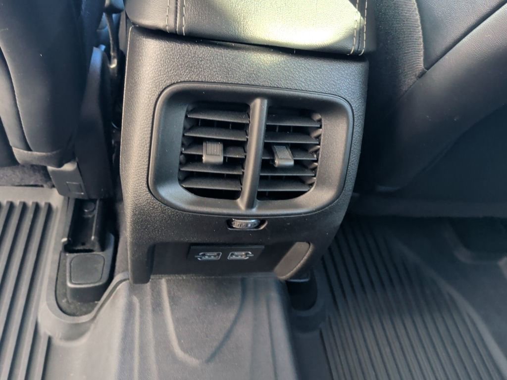 Used 2021 Jeep Cherokee Latitude Lux image 12