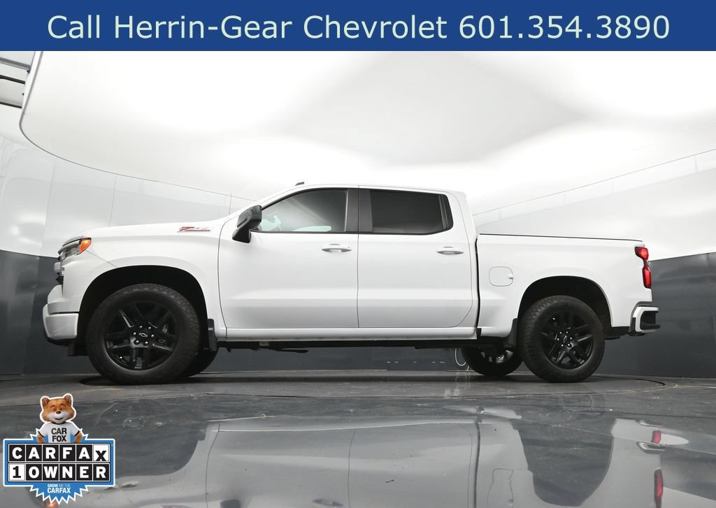 Used 2023 Chevrolet Silverado 1500 RST AWD/4WD image 33