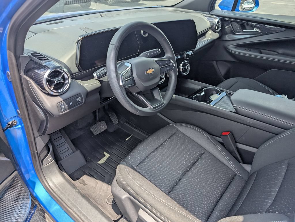 New 2025 Chevrolet Blazer EV LT AWD/4WD image 12