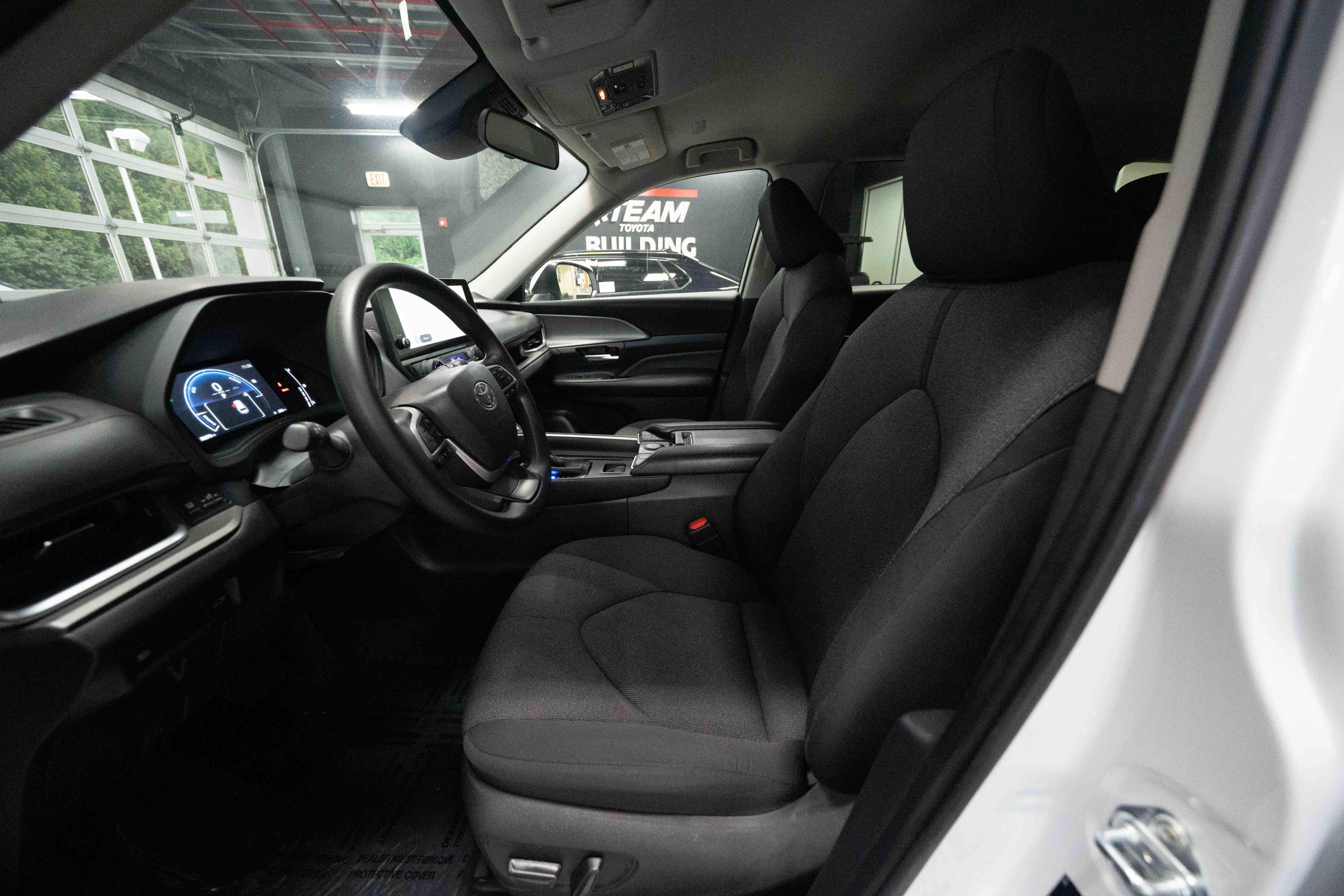 Used 2025 Toyota Grand Highlander AWD Hybrid image 9