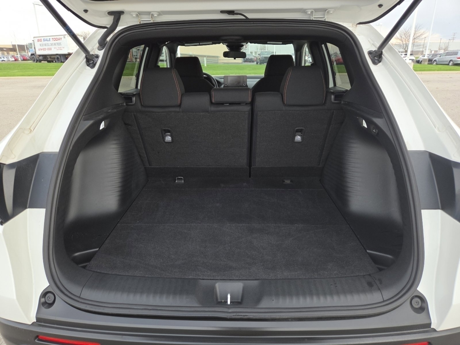 Used 2024 Honda HR-V Sport image 19