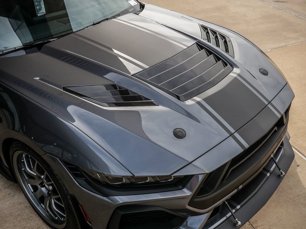 New 2026 Ford Mustang GT Premium w/ GT Performance Package RWD image 18