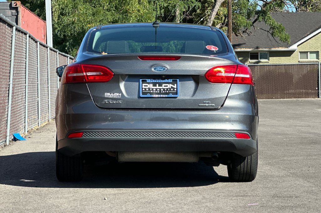 Used 2015 Ford Focus SE FWD image 8