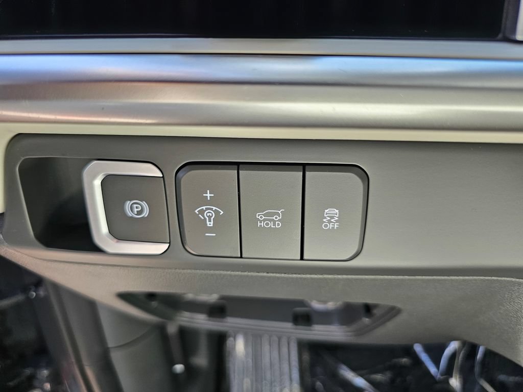 Certified 2025 Hyundai Santa Fe SEL AWD/4WD image 11