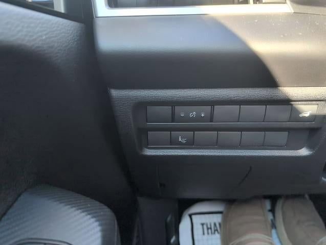 Used 2024 Mitsubishi Outlander SEL image 18