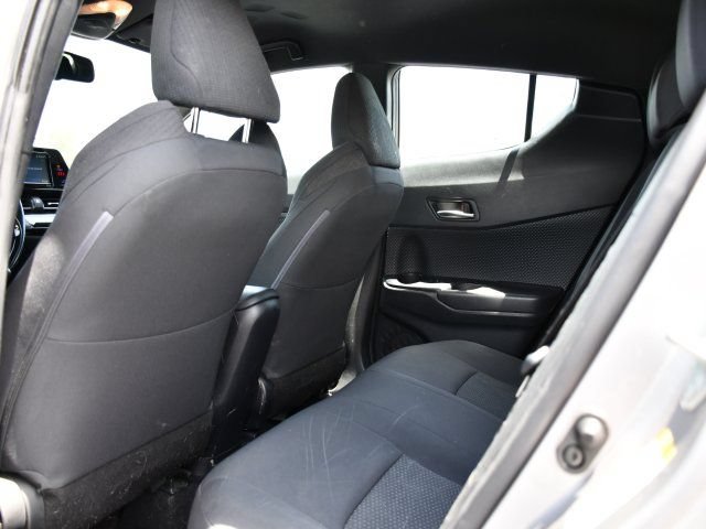 Used 2018 Toyota C-HR XLE FWD image 20