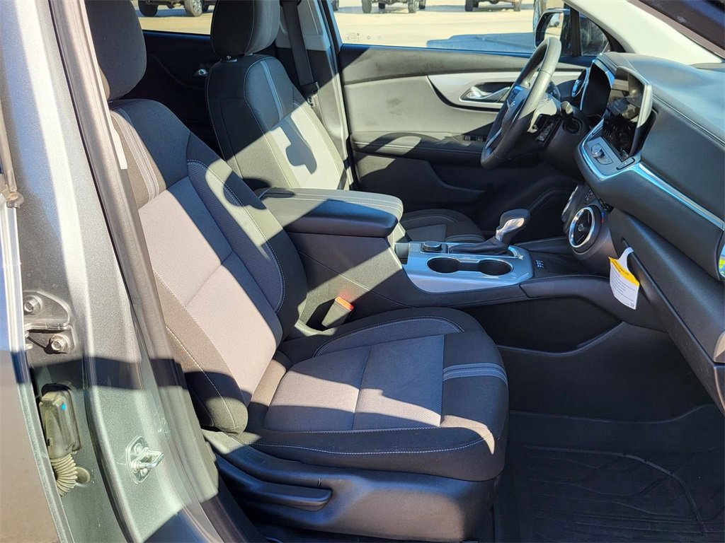 Used 2024 Chevrolet Blazer LT w/ Convenience Package image 10