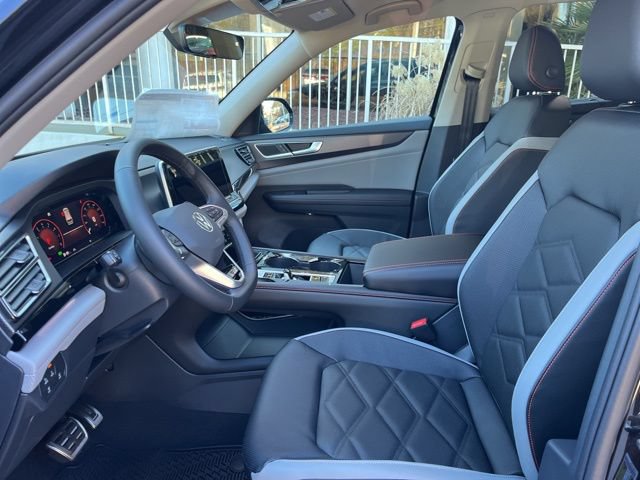 New 2026 Volkswagen Atlas Peak Edition AWD/4WD image 7