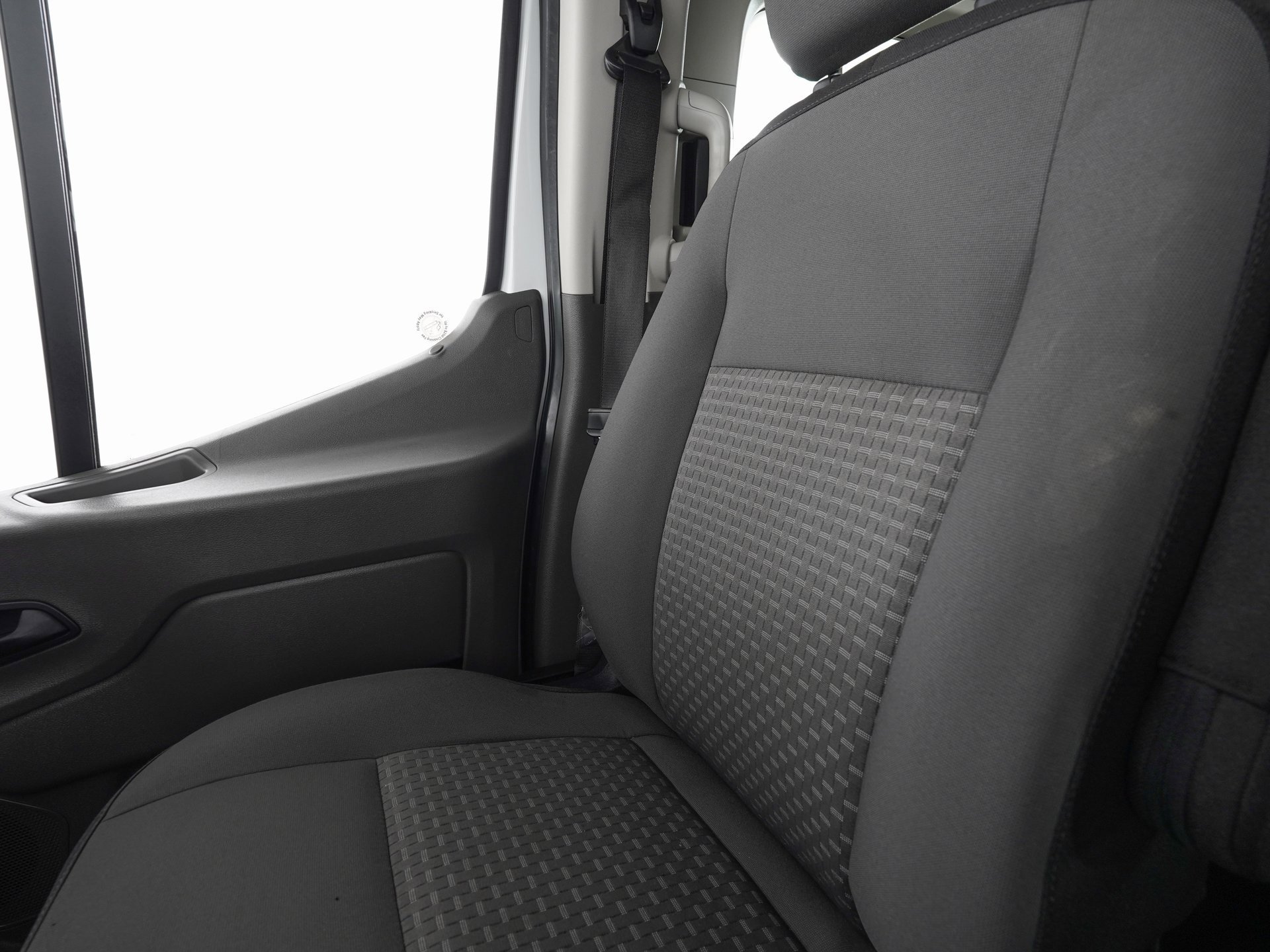 Used 2021 Ford Transit 350 XLT image 23