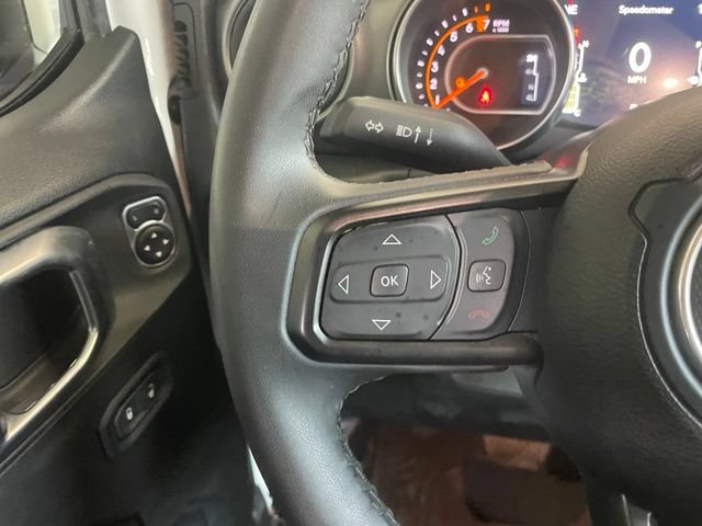 Used 2023 Jeep Gladiator Sport AWD/4WD image 12