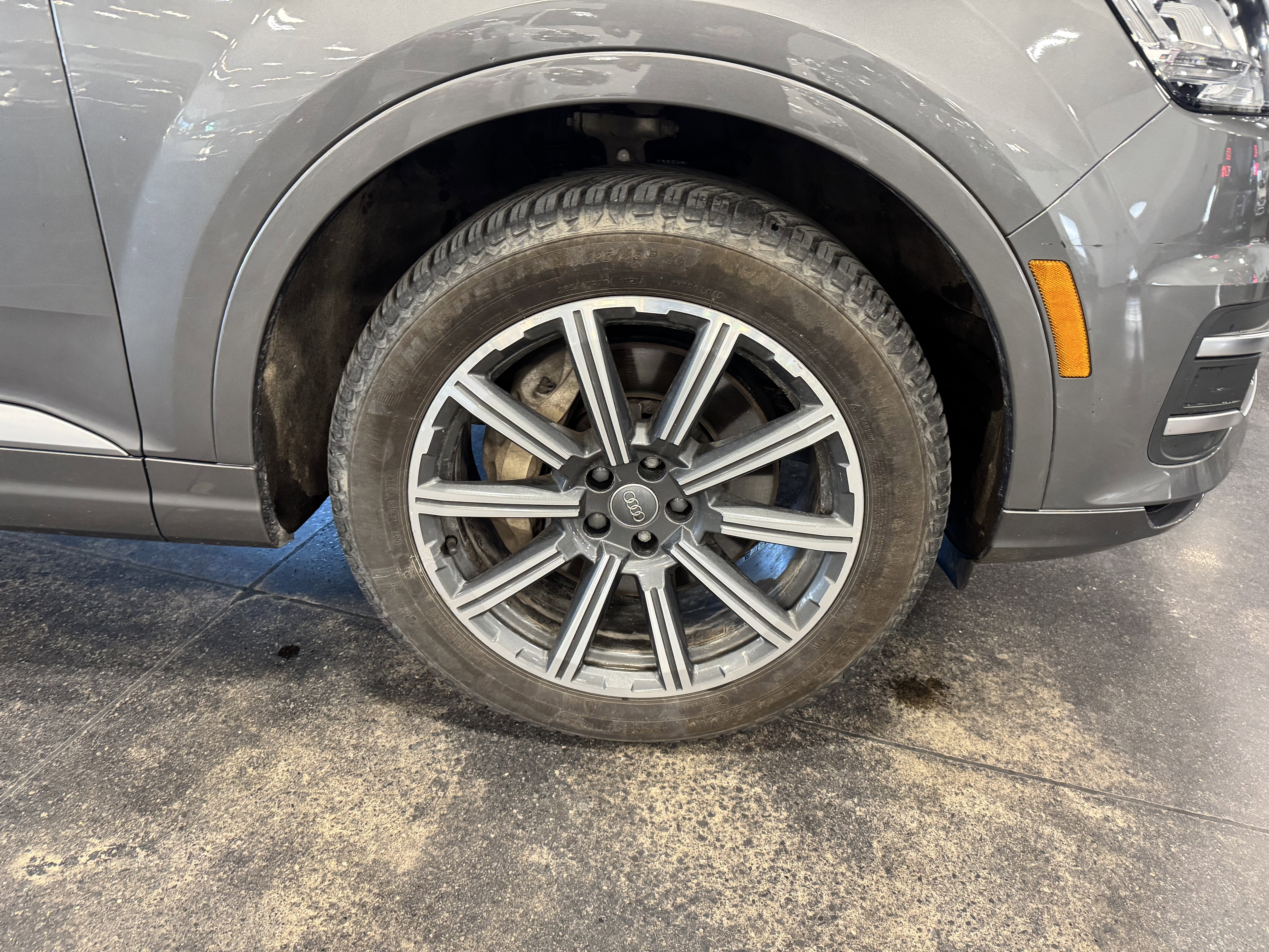 Used 2017 Audi Q7 3.0T Prestige image 29