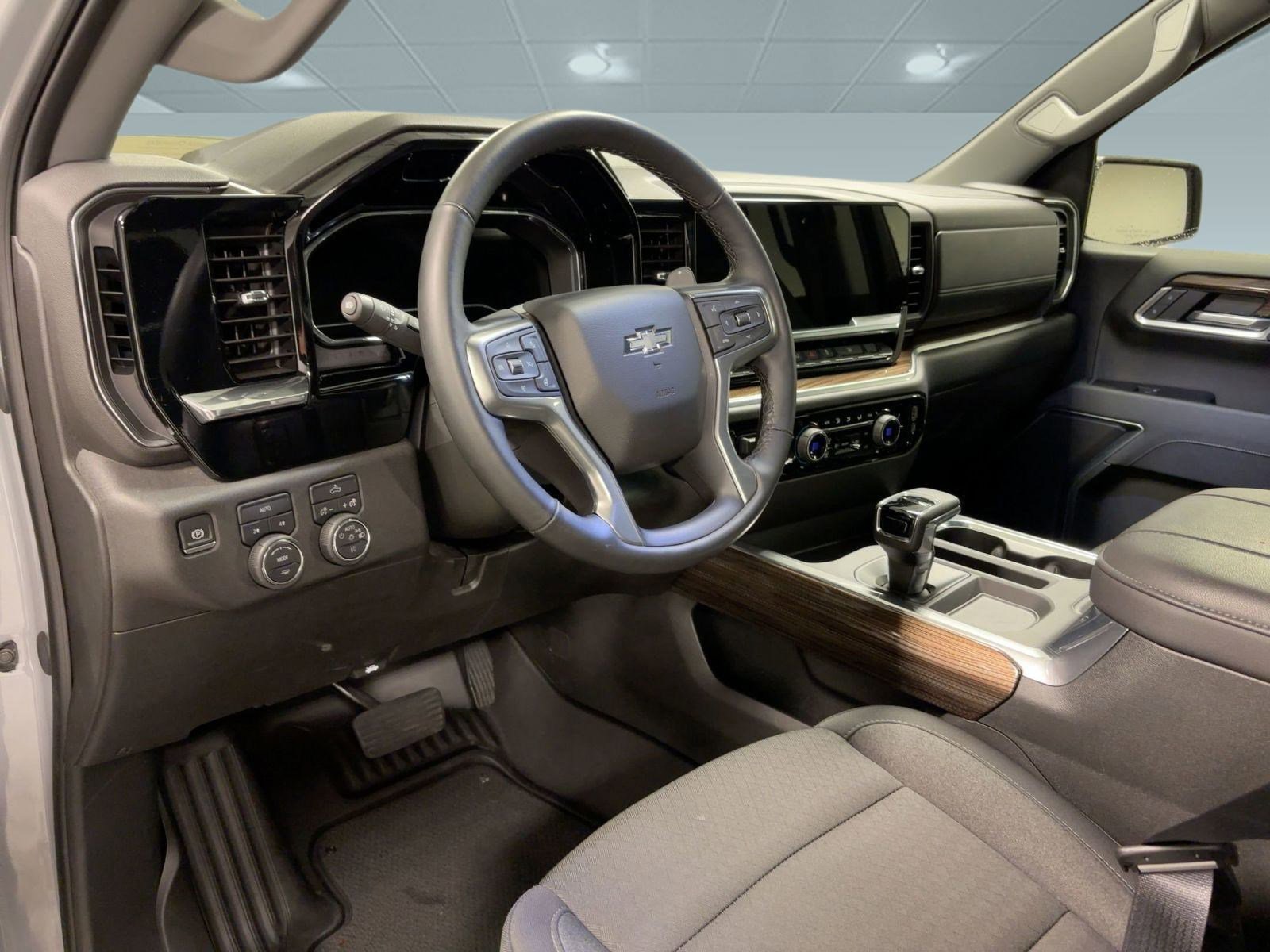 Certified 2025 Chevrolet Silverado 1500 RST w/ Protection Package image 3