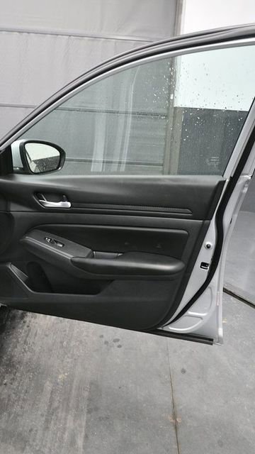 Used 2021 Nissan Altima 2.5 S FWD image 16