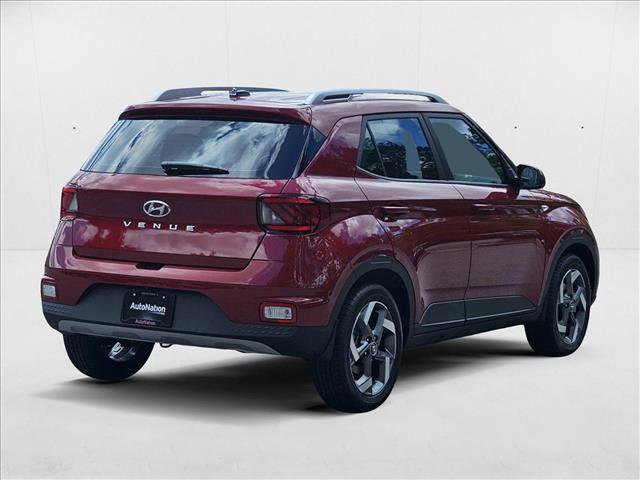 New 2025 Hyundai Venue SEL image 2