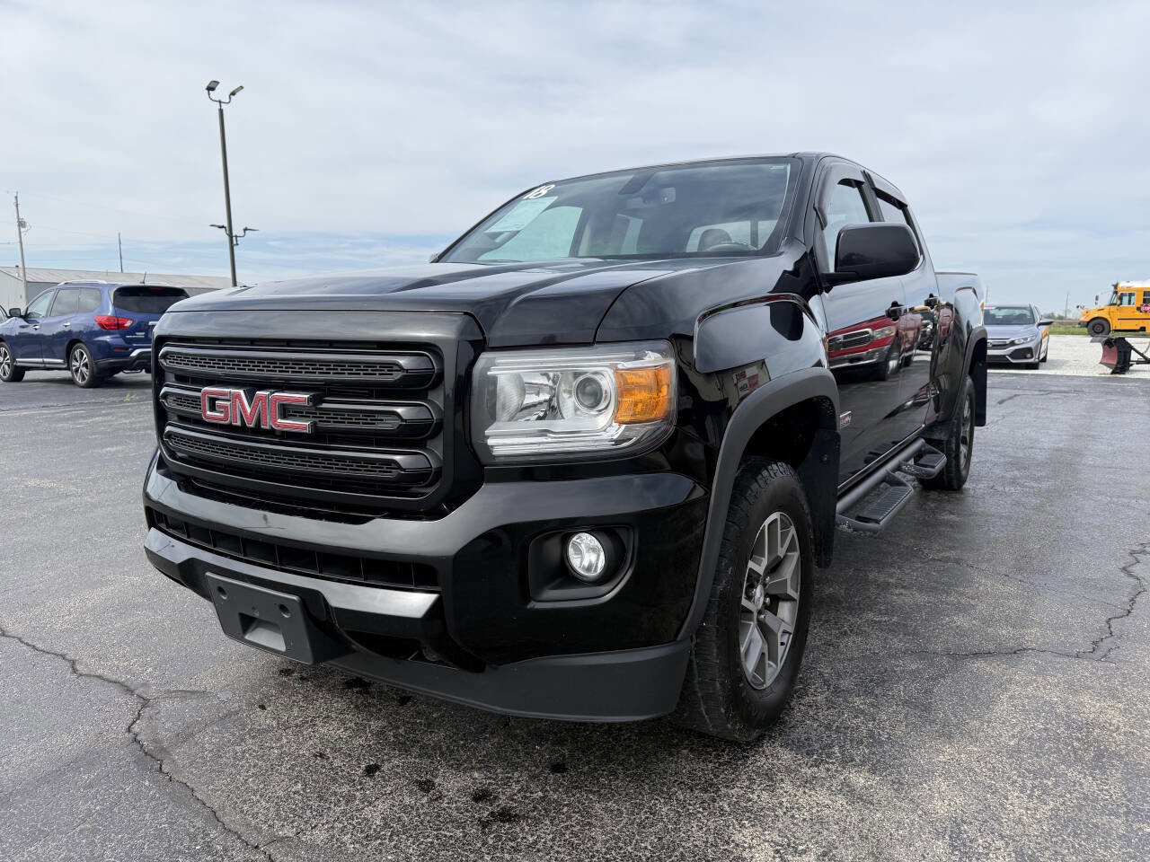 Used 2018 GMC Canyon All Terrain w/ All Terrain X Package AWD/4WD image 4