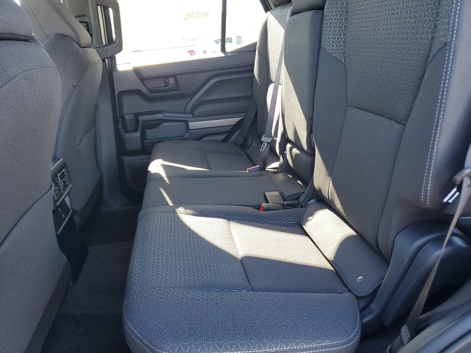 New 2026 Toyota 4Runner SR5 AWD/4WD image 23