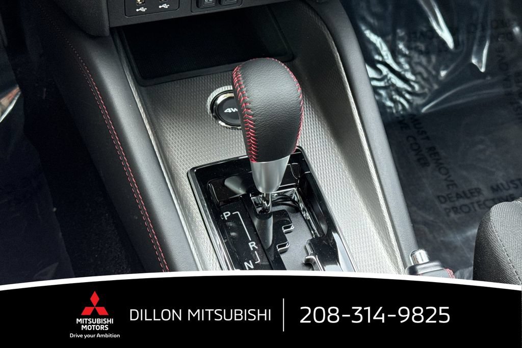 New 2026 Mitsubishi Outlander Sport LE AWD/4WD image 21