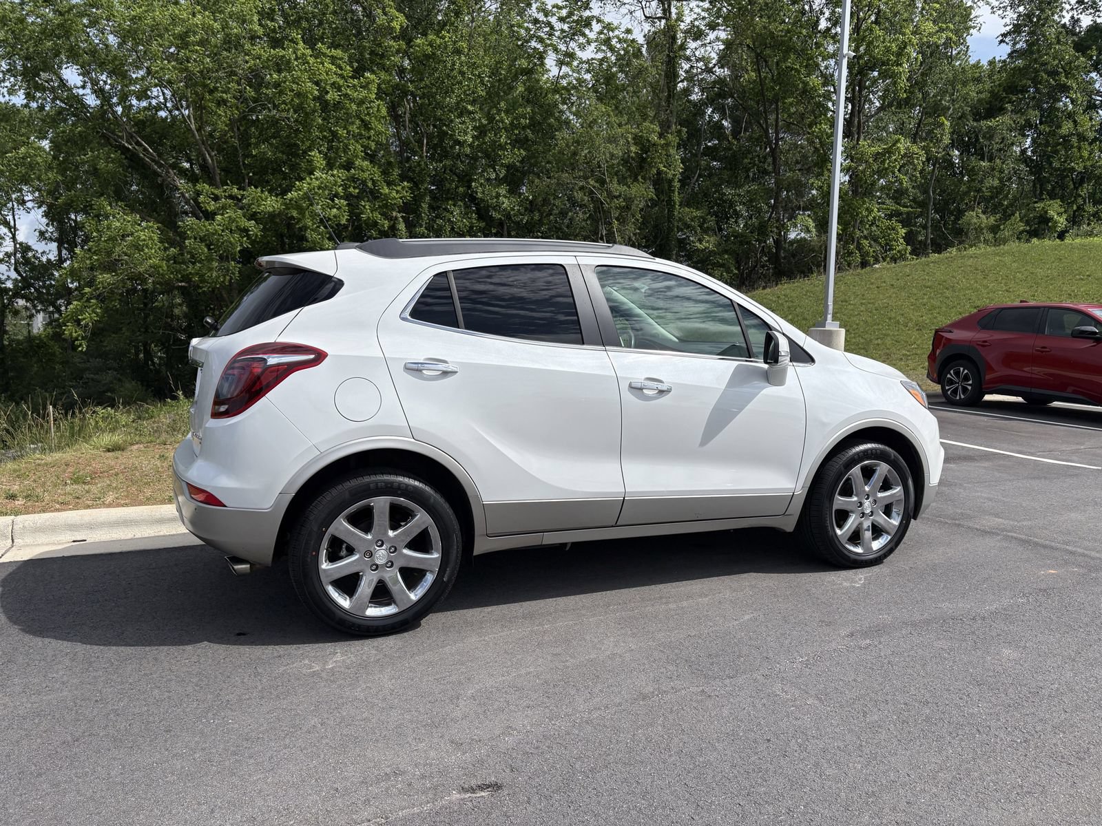 Used 2017 Buick Encore Premium w/ Experience Buick Package AWD/4WD image 8