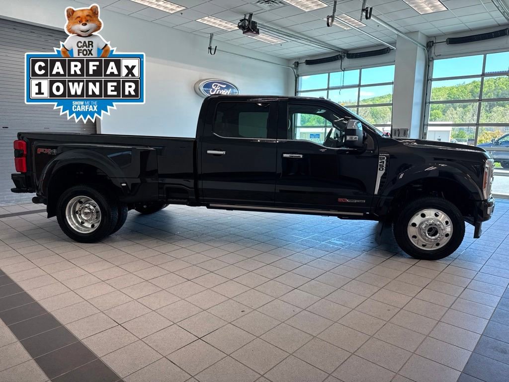 Used 2023 Ford F450 Platinum w/ FX4 Off-Road Package AWD/4WD image 18