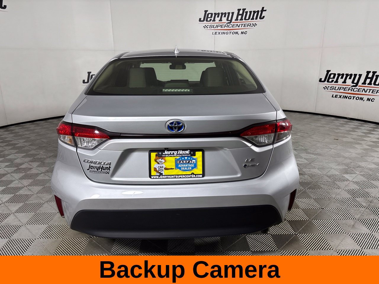 Used 2025 Toyota Corolla LE FWD image 7