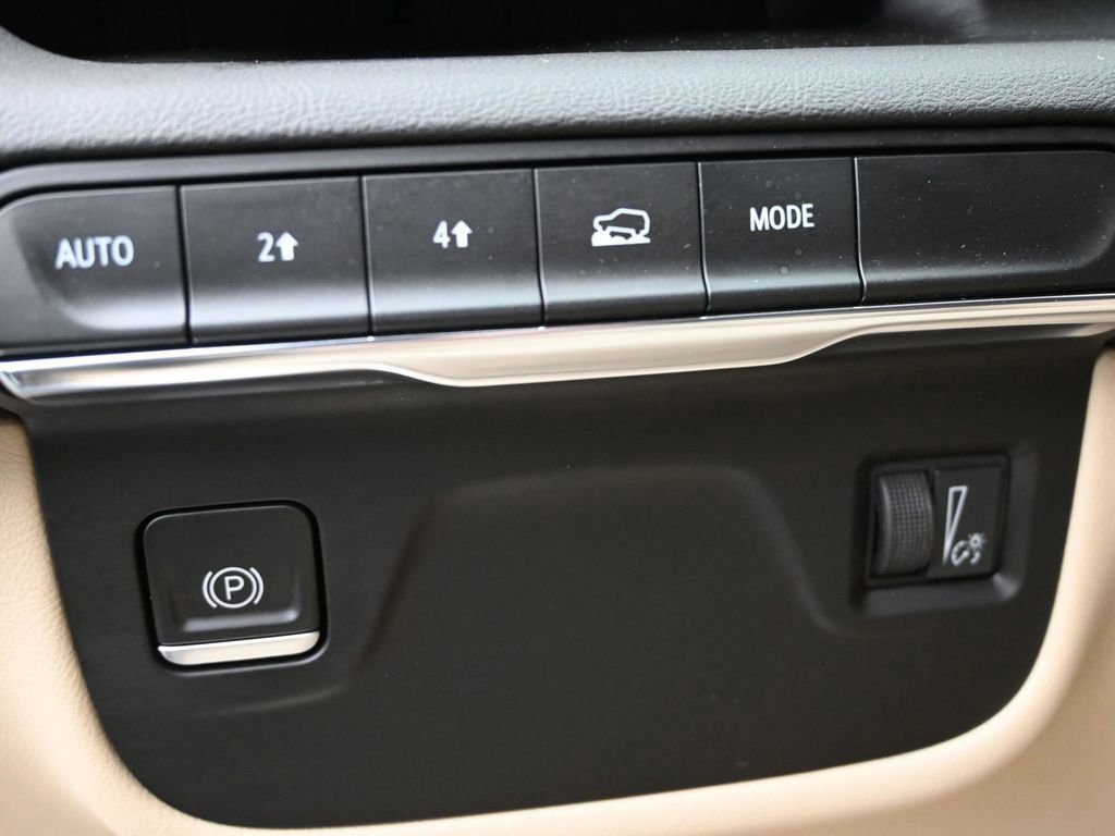 Used 2022 Cadillac Escalade ESV Premium Luxury image 27