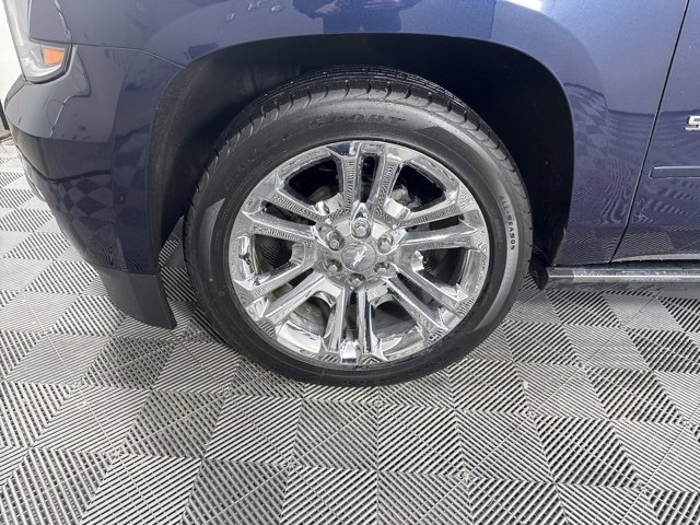 Used 2020 Chevrolet Suburban Premier w/ Premier Plus Edition image 7