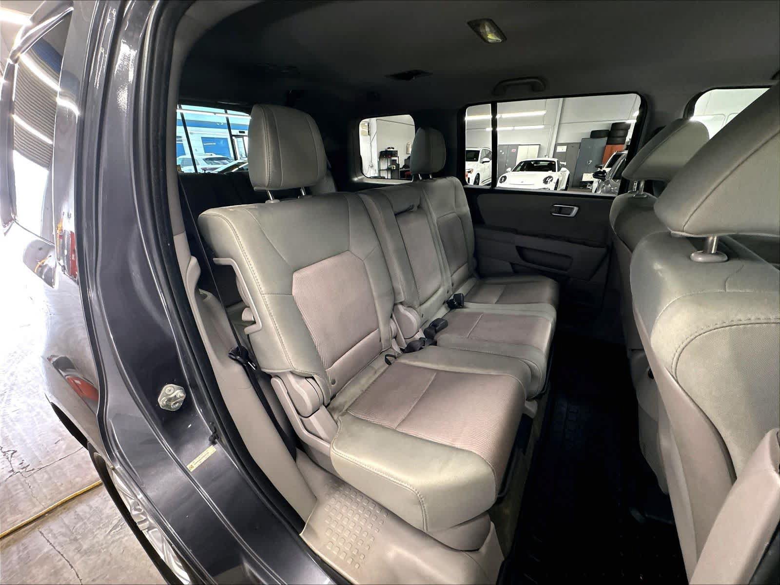 Used 2014 Honda Pilot EX image 28