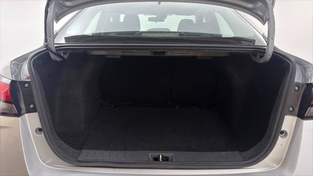 Used 2025 Nissan Versa SV FWD image 18