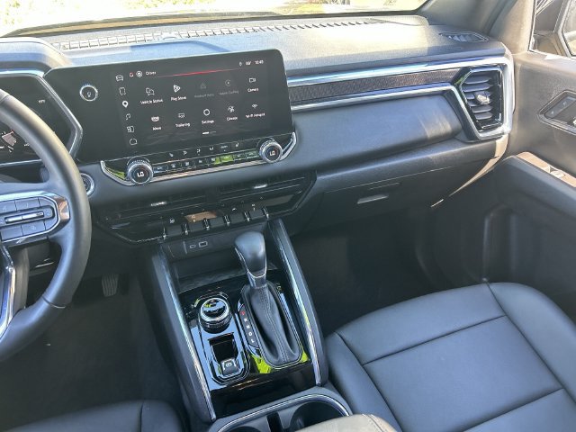 Used 2024 GMC Canyon Elevation w/ Elevation Premium Package AWD/4WD image 18