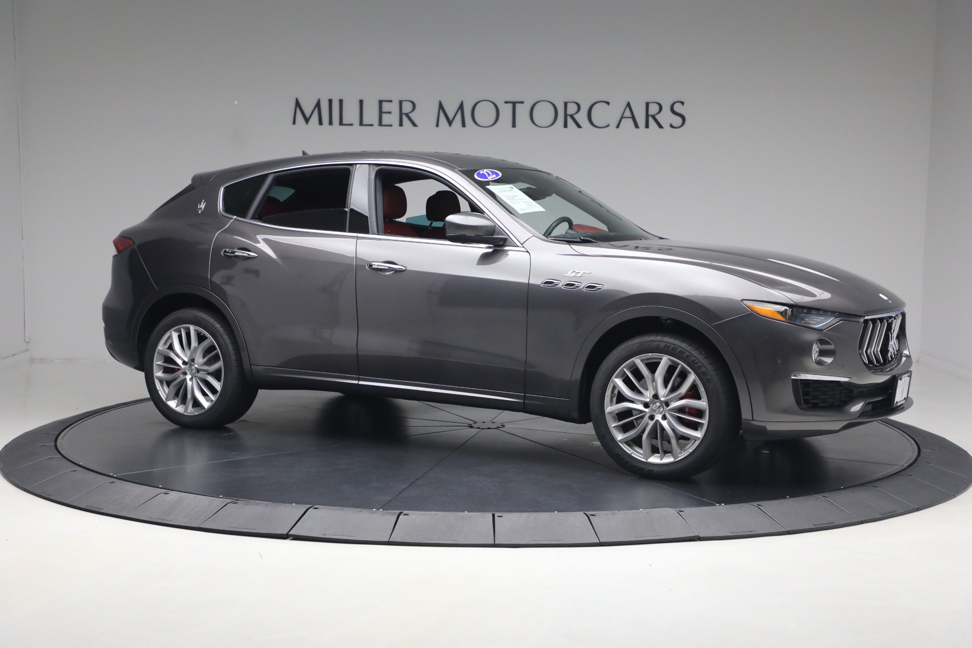 Certified 2022 Maserati Levante GT AWD/4WD image 9