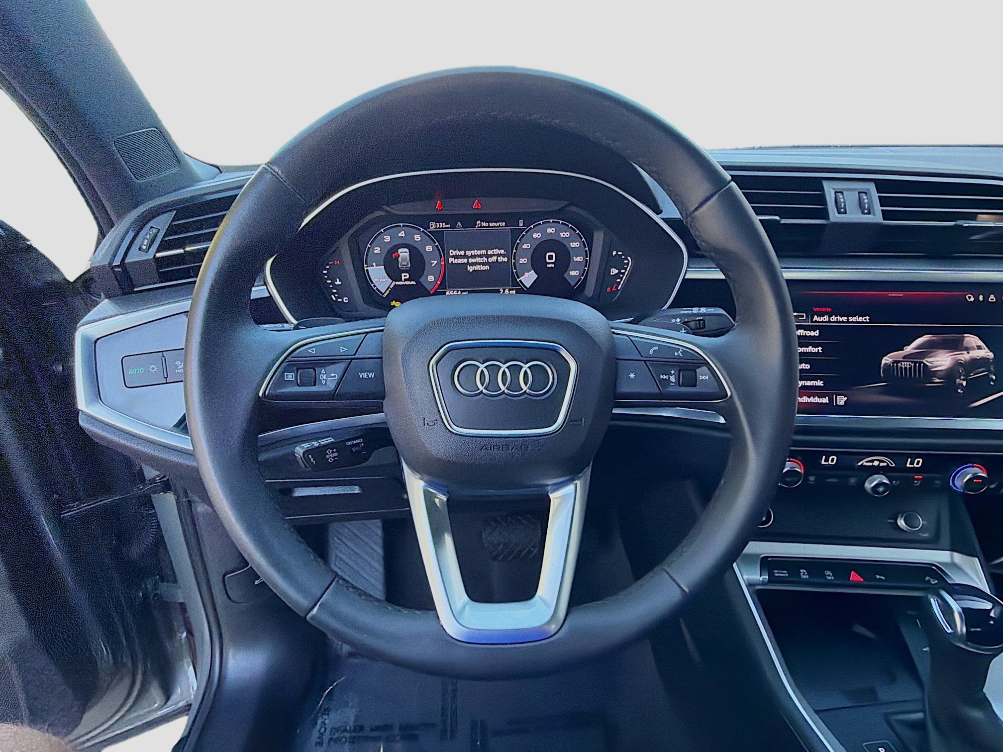 Used 2024 Audi Q3 2.0T Premium image 10