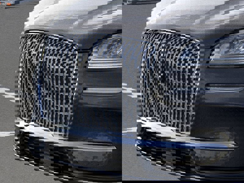New 2026 Lincoln Corsair Premiere image 17