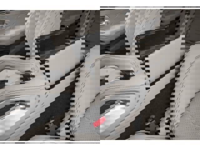 New 2026 Mercedes-Benz GLE 450e 4MATIC image 24