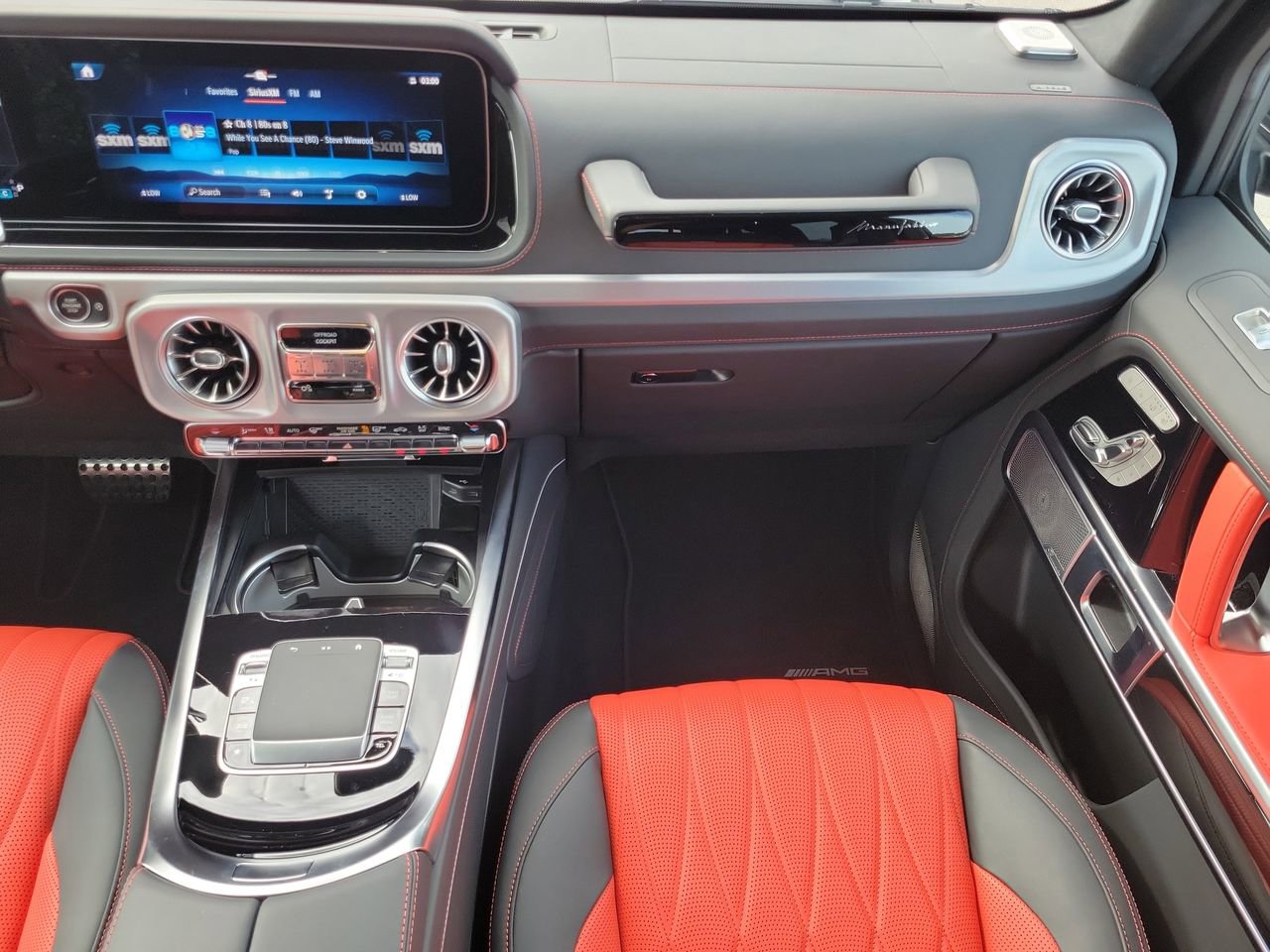 Used 2025 Mercedes-Benz G 63 AMG 4MATIC image 17