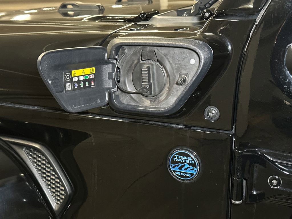 Used 2022 Jeep Wrangler Unlimited Sahara image 13