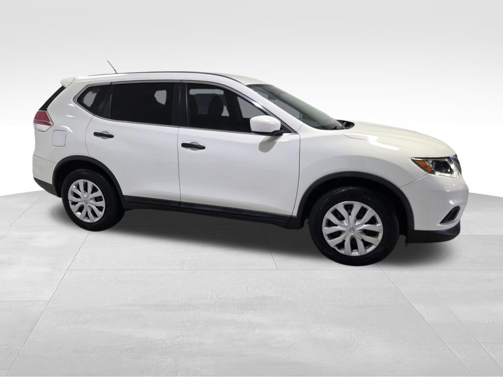 Used 2016 Nissan Rogue S FWD image 21