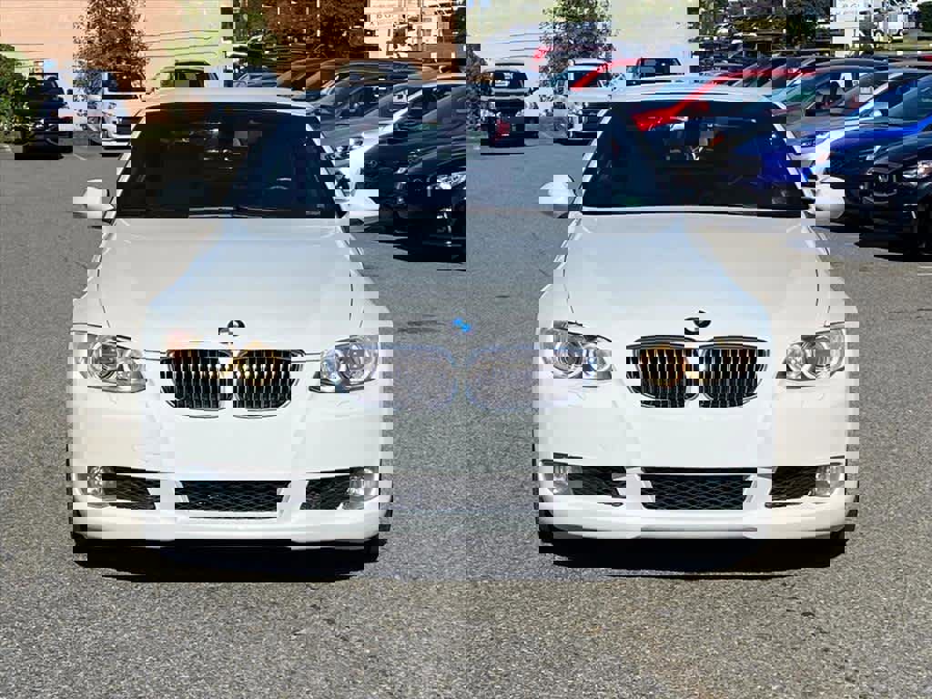 Used 2009 BMW 328i Convertible image 6