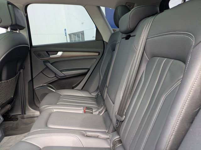Used 2022 Audi Q5 2.0T Premium image 18