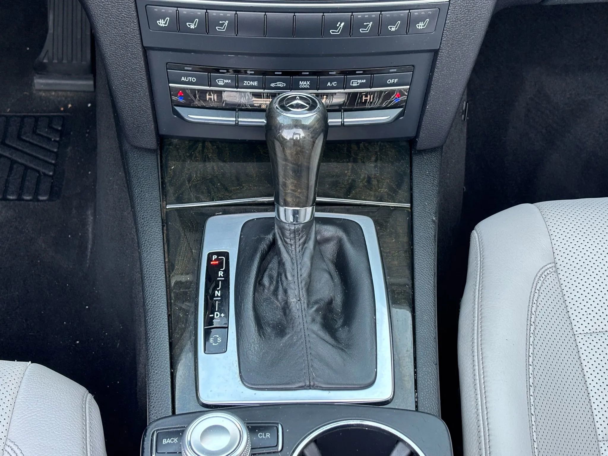 Used 2011 Mercedes-Benz E 350 Cabriolet image 33