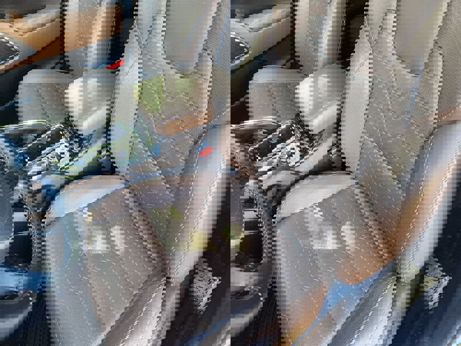 Used 2022 Kia Telluride SX w/ SX Prestige Package image 12